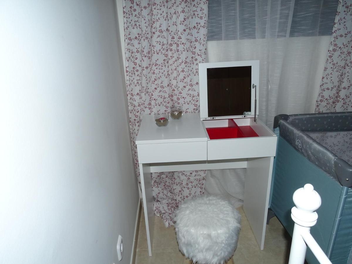 Apartamento Piscina Viena โรเซส ภายนอก รูปภาพ