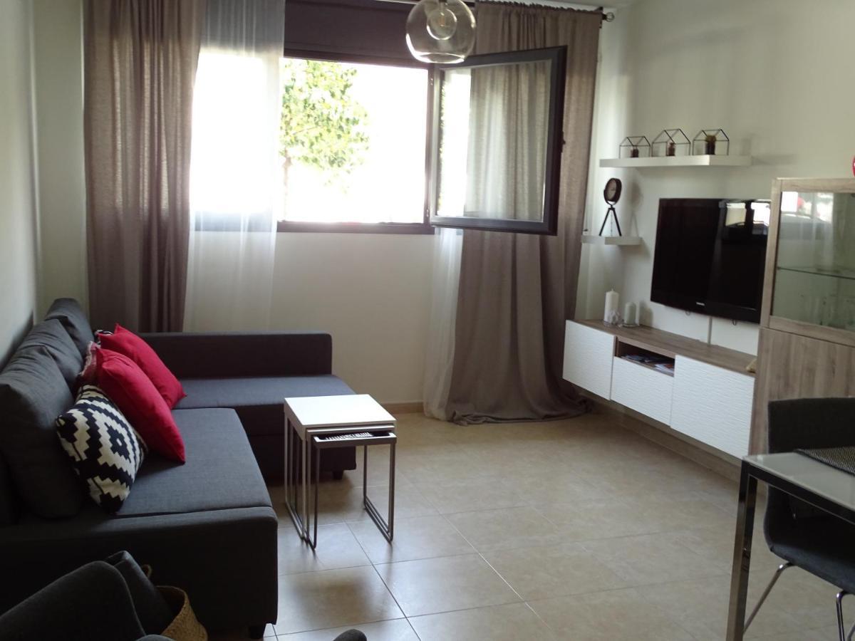 Apartamento Piscina Viena โรเซส ภายนอก รูปภาพ