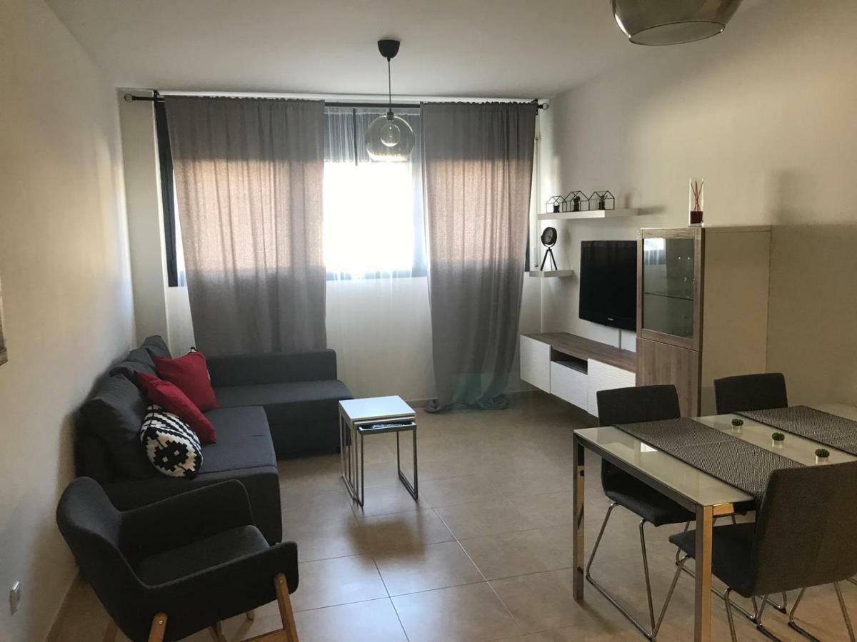 Apartamento Piscina Viena โรเซส ภายนอก รูปภาพ