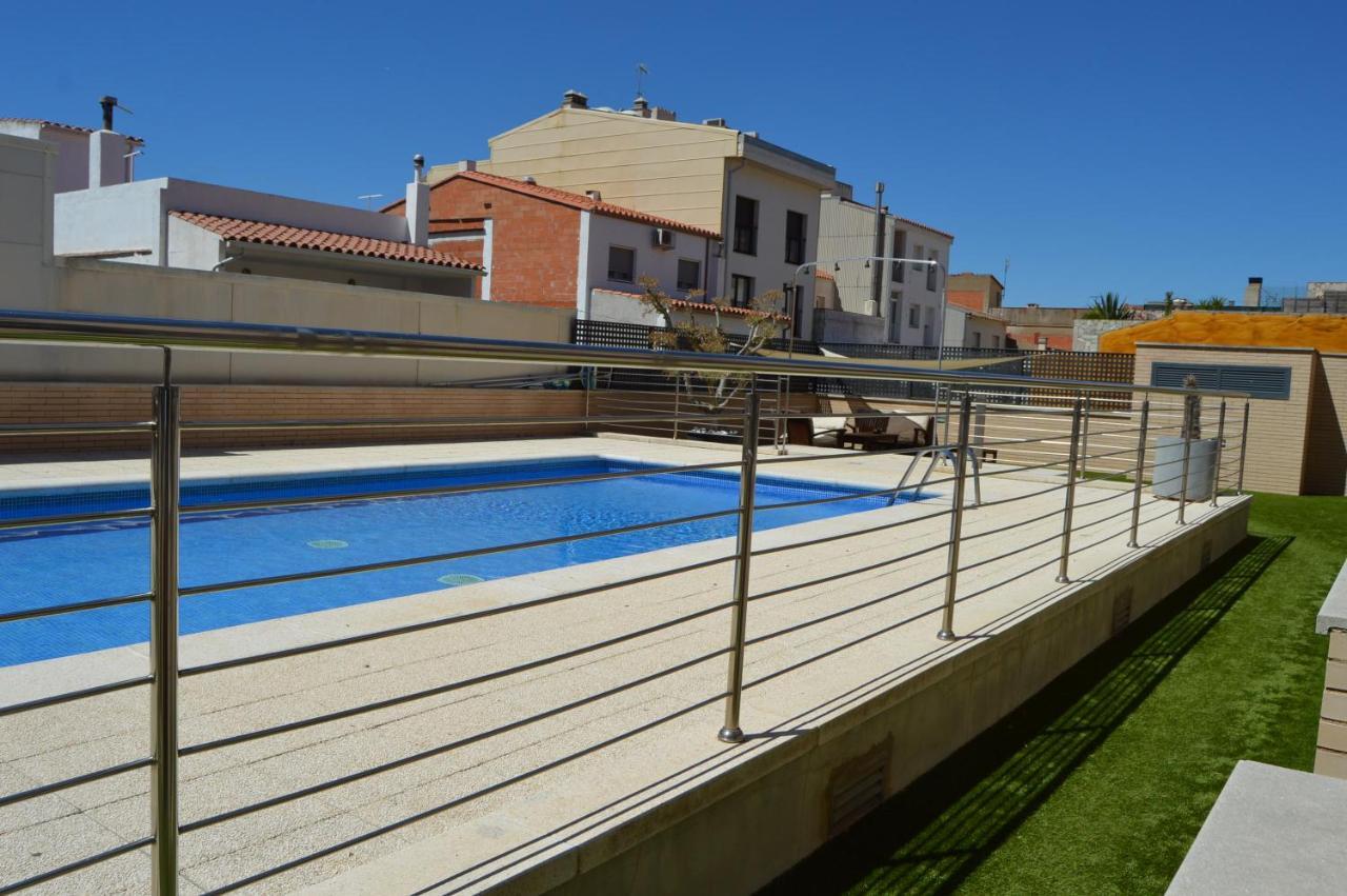 Apartamento Piscina Viena โรเซส ภายนอก รูปภาพ