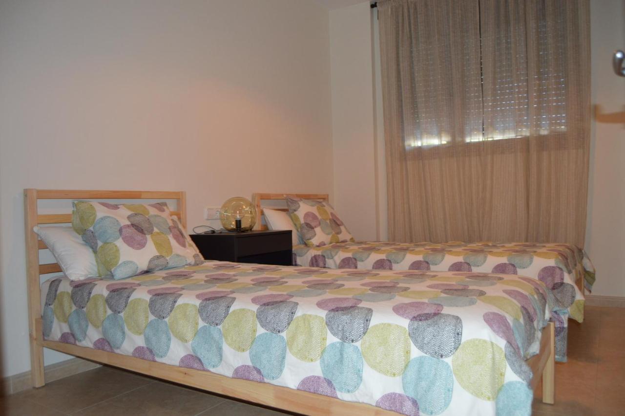 Apartamento Piscina Viena โรเซส ภายนอก รูปภาพ