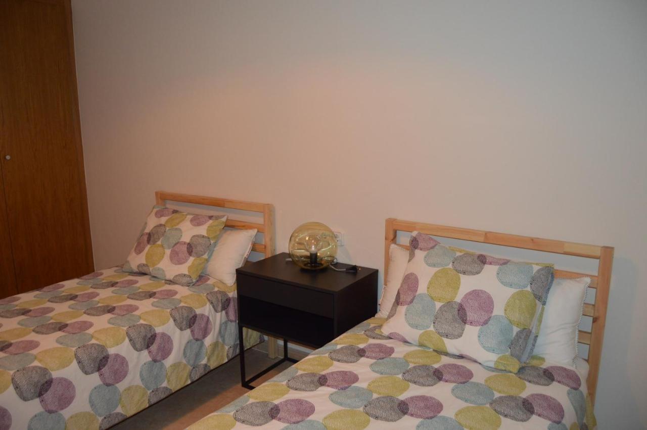 Apartamento Piscina Viena โรเซส ภายนอก รูปภาพ