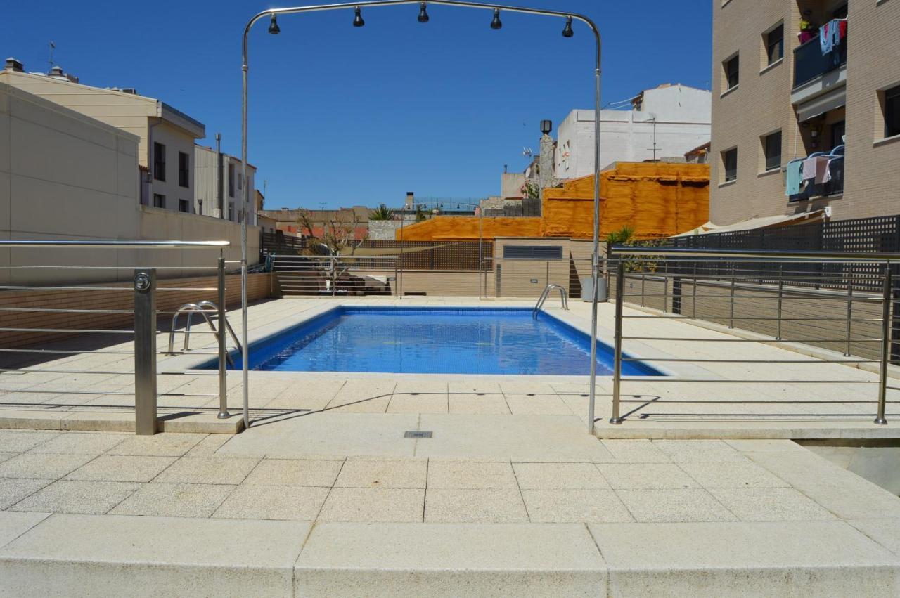 Apartamento Piscina Viena โรเซส ภายนอก รูปภาพ